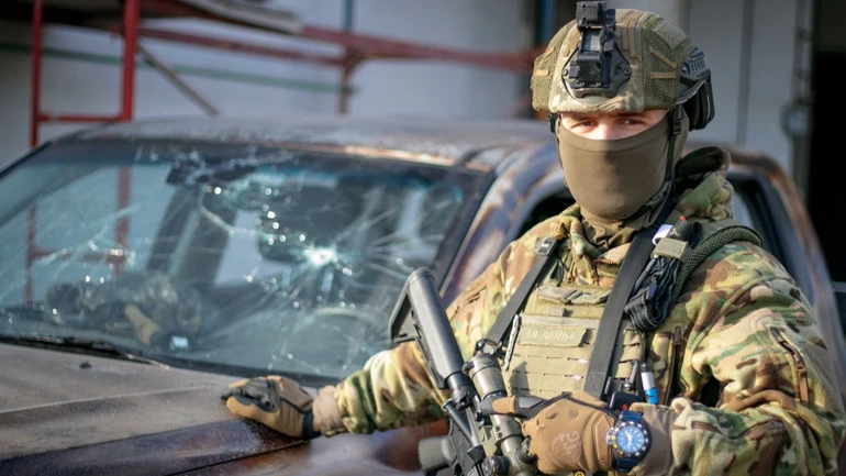 Зомбіленд у Рубіжному, дружній вогонь і деградація у штабі. Історія снайпера Морпіха, який став ветераном у 29