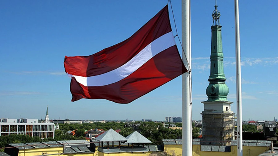 В Латвии с 25 января запретят тканевые маски