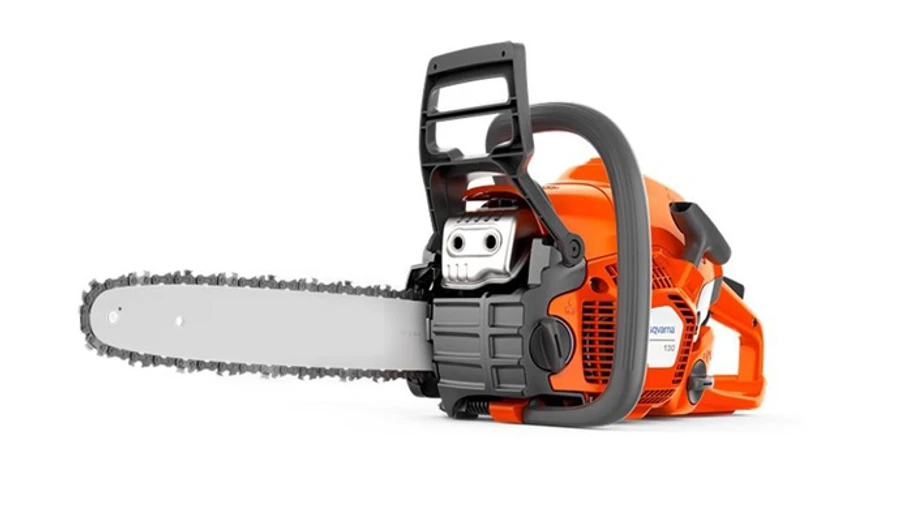 Человек с бензопилой пришел в парламент Словении из-за несогласия с локдауном