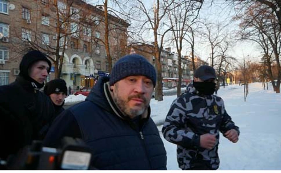 З'явилося відео коридору ганьби для Крисіна