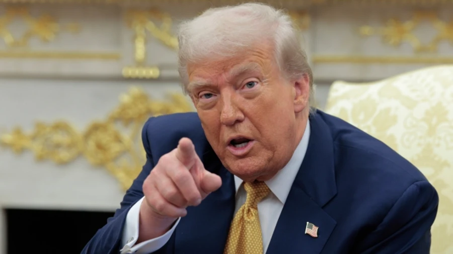 Trump, who called Zelenskyy a dictator, now forced to prove he is not a dictator himself