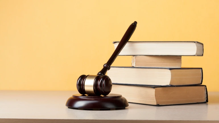 На Харьковщине осудили трех подростков, которые до смерти забили мужчину и снимали преступление на видео