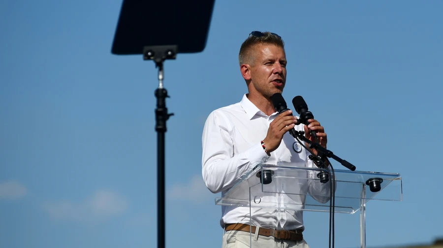 Hungary's new PM backs diversified energy imports, including from Russia