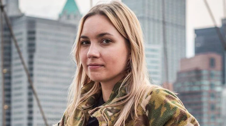 С Уолл-стрит на передовую: история парамедикини, которая покинула работу в крупнейшем банке США и пошла защищать Украину