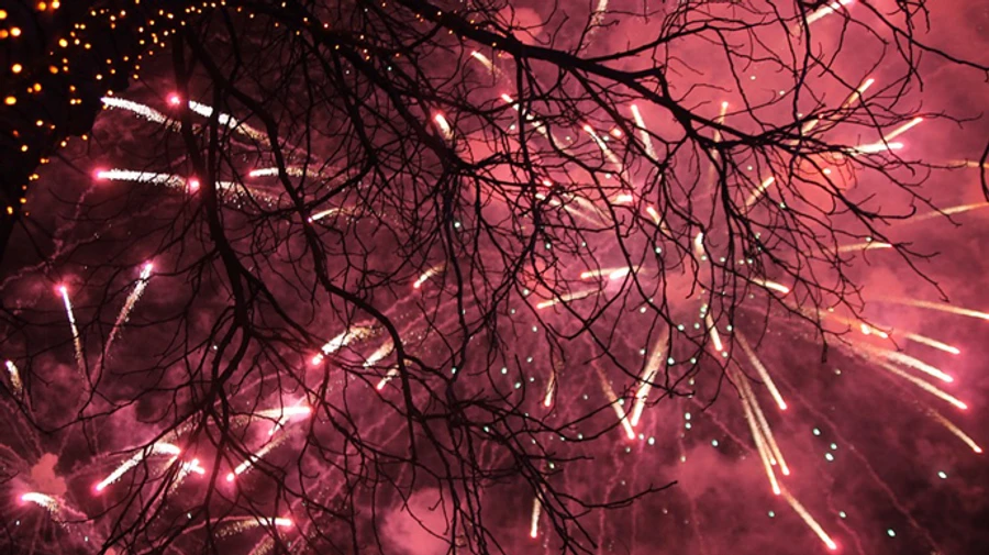 В российских городах отказываются от празднования Нового года, деньги пустят на мобилизованных  