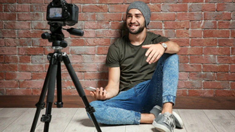 Сколько и как можно заработать на YouTube, Instagram и TikTok