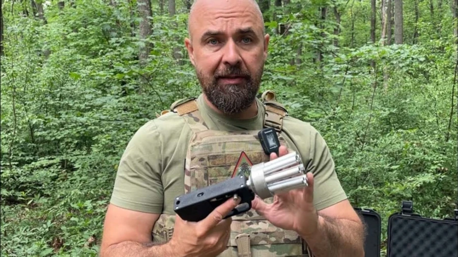 Ukrainian net gun Ptashka shown in battle destroying Russian drone – video