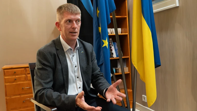 Estonian defence minister: Russia could attack NATO. I'm not sure if we can deter the mad person
