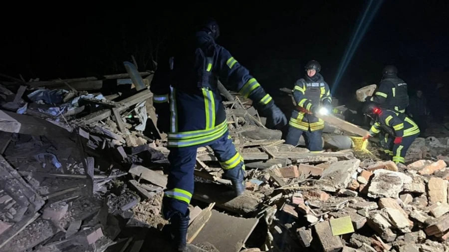 Russians drop air bombs on Vilkhuvatka, Kharkiv Oblast, injuring woman