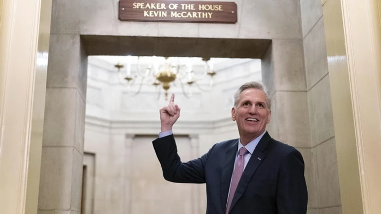 Карточный домик Кевина Маккарти: что известно о третьем человеке в системе власти США