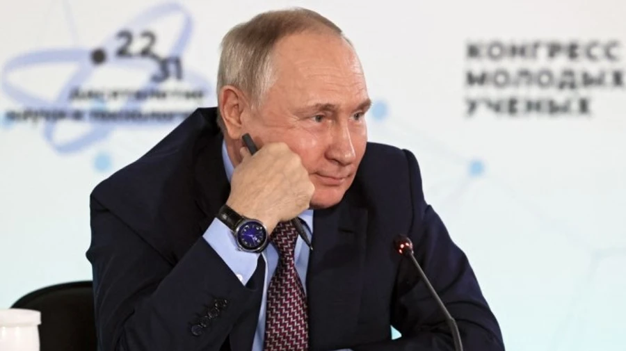 Putin conducts meeting with Russian Security Council, talks about information security