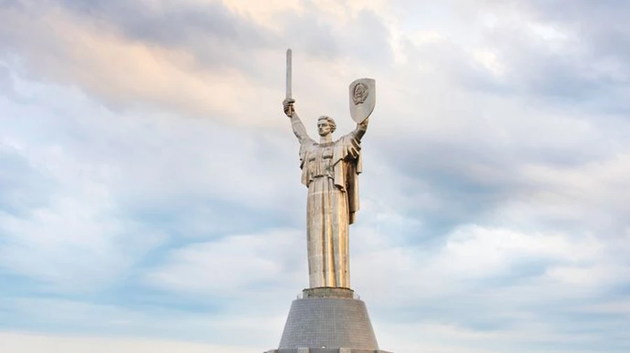 Демонтаж Батьківщини-матері у Києві Ткаченко назвав абсурдом