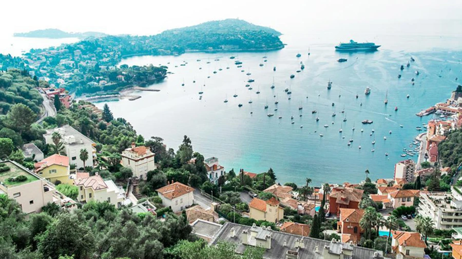 У Ніцці заарештували українців, які поселились на віллі росіянина