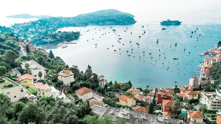 В Ницце арестовали украинцев, поселившихся на вилле россиянина