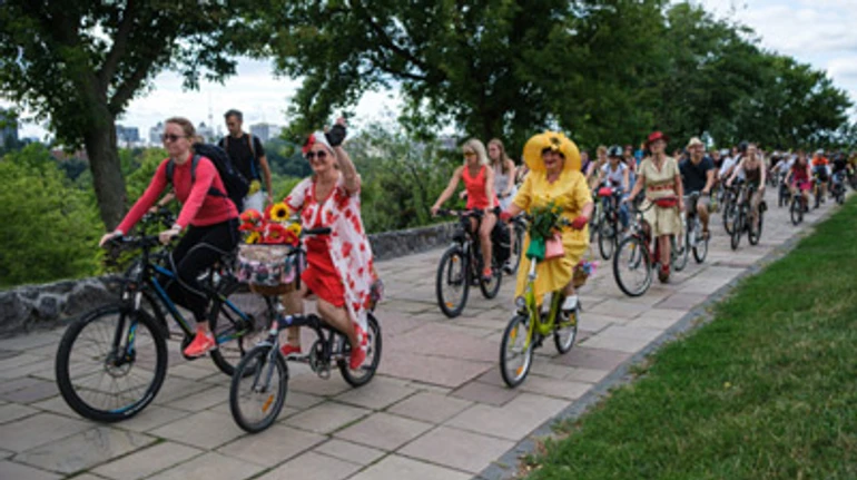 Без велодоріжок в нікуди: як зробити українські міста безпечними для велосипедистів