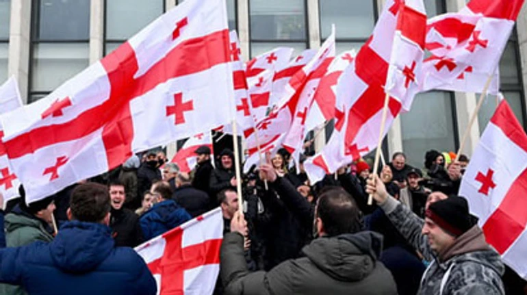 Шанс для Саакашвили: как суд над лидером оппозиции разрушает власть в Грузии