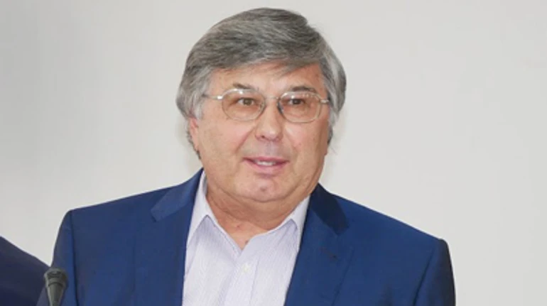 Рукотворність COVID-19, біологічна зброя та українські тести: інтерв'ю з академіком, молекулярним біологом Михайлом Тукалом