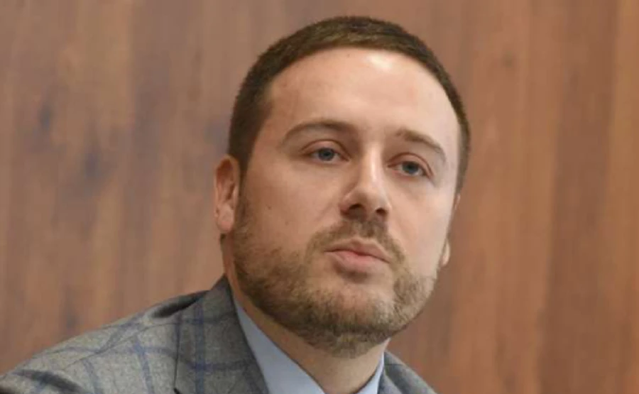 Емоції: звільнений заступник Кличка стверджує, що поліцейського не бив