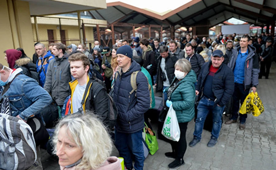 Мер Перемишля обурився організацією повернення українців додому