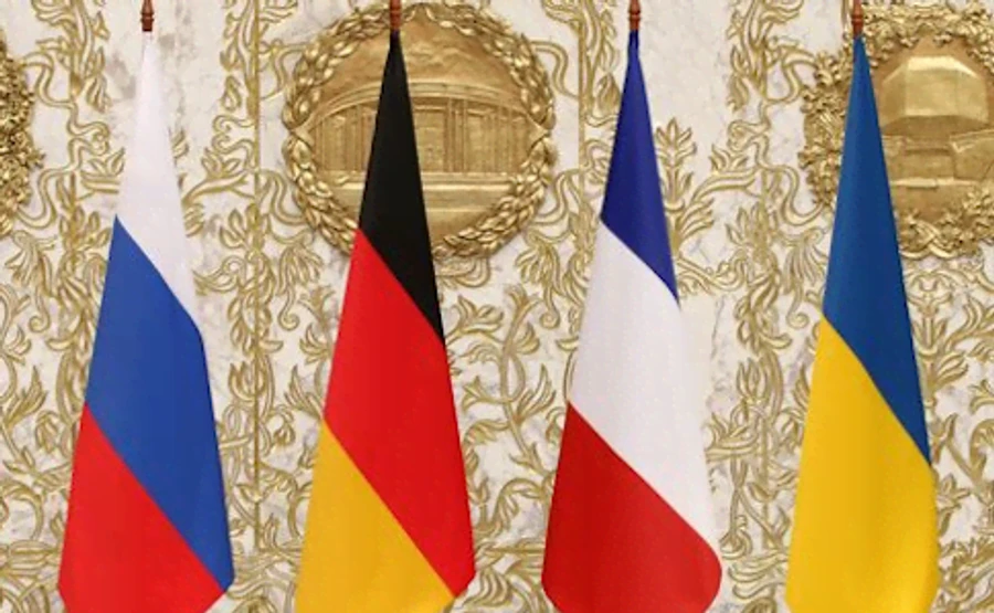 Макрон и Меркель отреагировали на обмен пленными