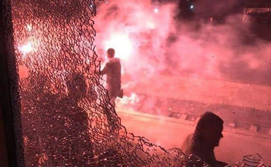 Фанати Карпат розгромили три вагони потяга – Укрзалізниця