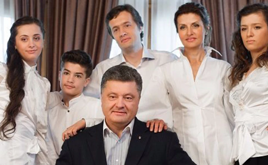 Порошенко зробив сину подарунок на 10 мільйонів 