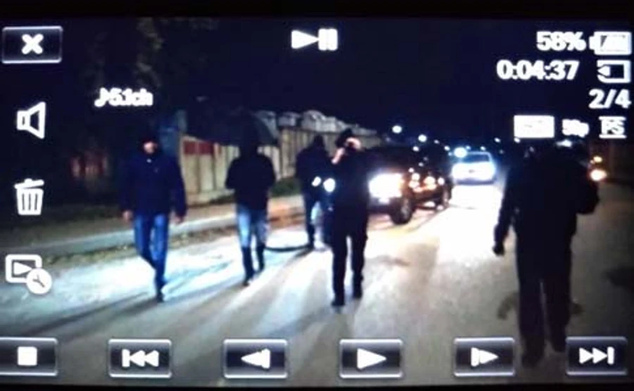 Біля аеропорту Київ побили знімальну групу Радіо Свобода