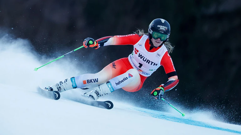 Швейцарка Раст виграла перший гігантський слалом в кар'єрі на етапі Кубку світу в словенській Краньській Горі