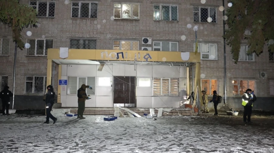Підірвали вибухівку біля відділів поліції у Харкові: затримали 15-річних хлопця й дівчину
