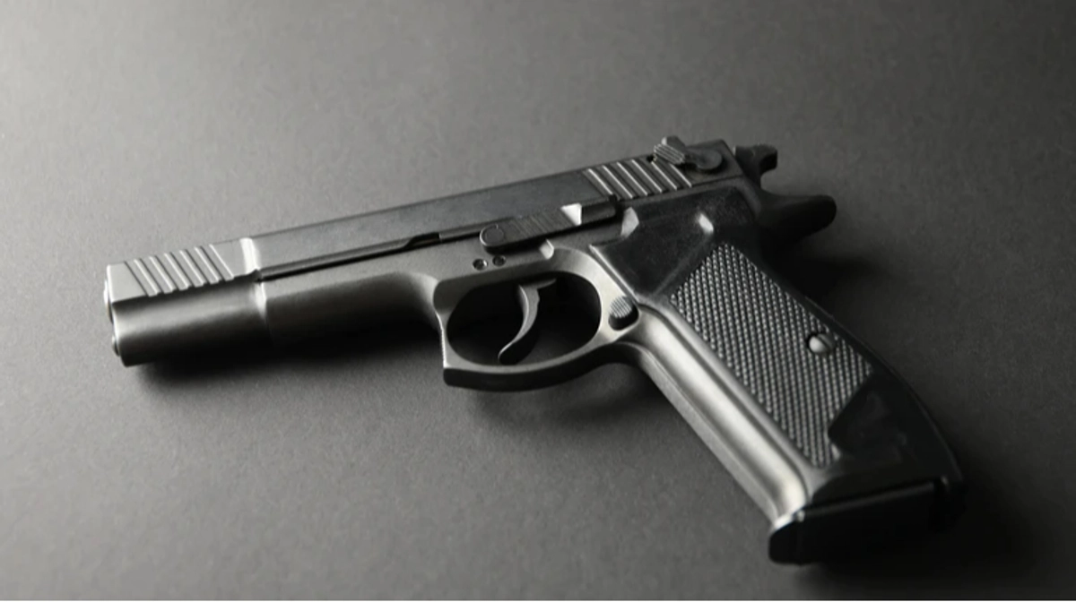 У Ніжині на Чернігівщині діти бавились з травматичним пістолетом: один із них поранений