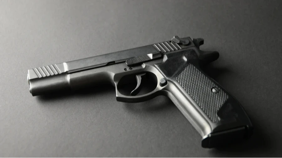 У Ніжині на Чернігівщині діти бавились з травматичним пістолетом: один із них поранений