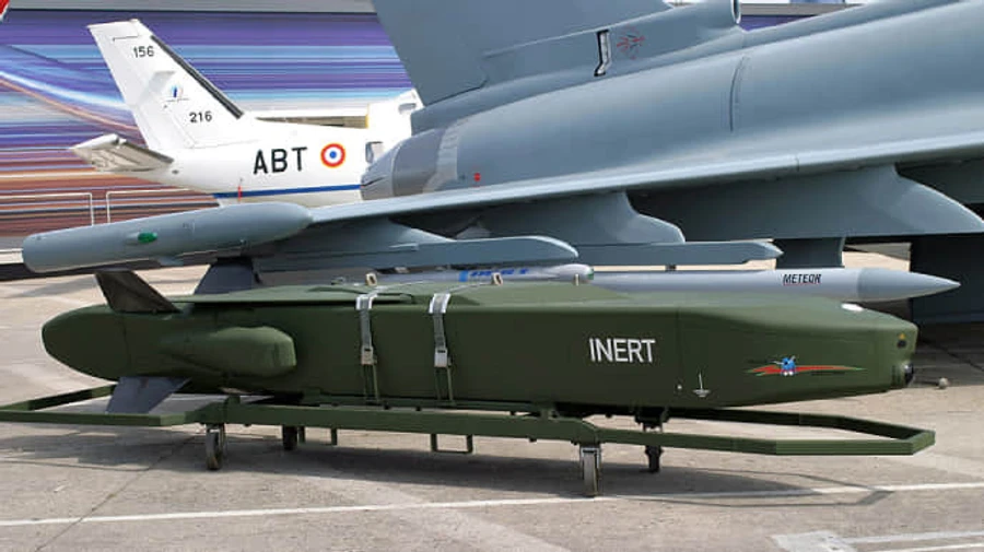 There is no decision on granting Ukraine Taurus missiles yet – German Defence Minister