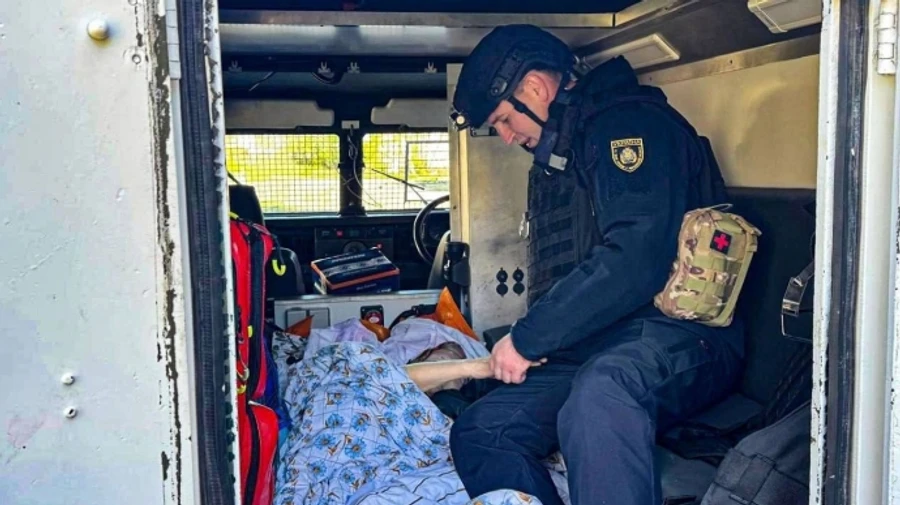 Армія РФ скинула вибухівку на центр Херсона: поранено двоє жінок