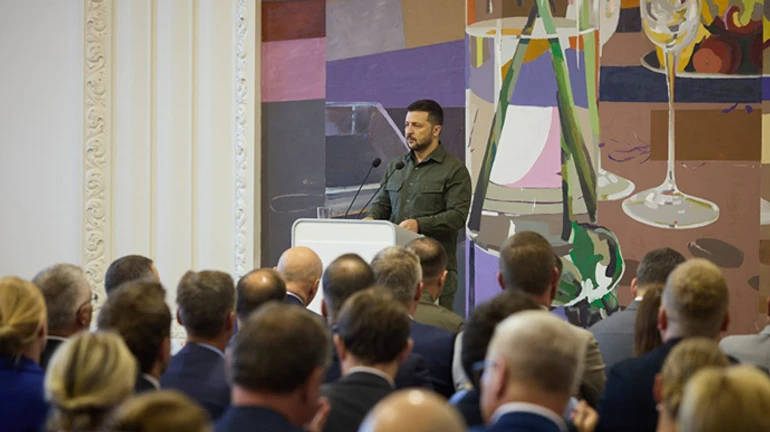 Zelenskyy speaks in Danish parliament: All under threat if Ukraine does not prevail