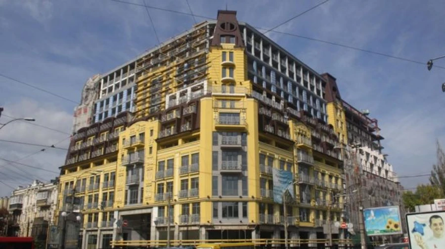 Дом-монстр на столичном Подоле могут ввести в эксплуатацию