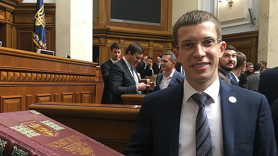 Слуга народу влаштував бійку в Черкасах – ексгенпрокурор