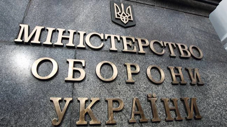 Захарченко и еще двух госизменщиков лишили отличий разведки