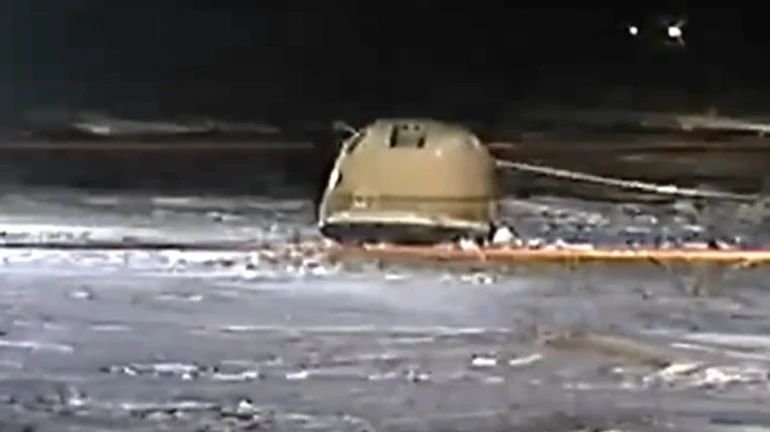 Китай успешно доставил на Землю лунный грунт