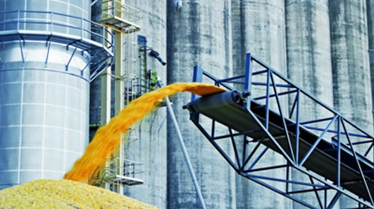 Сырьевого экспорта – больше, новых технологий и малого бизнеса – меньше. Что Украине надо менять?