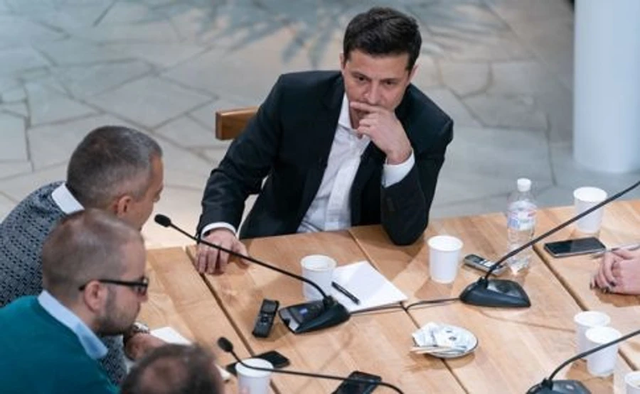 Після прийняття потрібних законів за 15 днів отримаєм від МВФ 2 млрд доларів – Зеленський