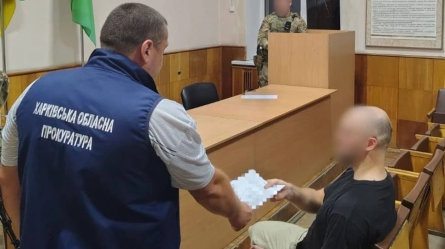 В Харькове взяли под стражу мужчину, который напал с ножом на полицейского и трёх сотрудников ТЦК