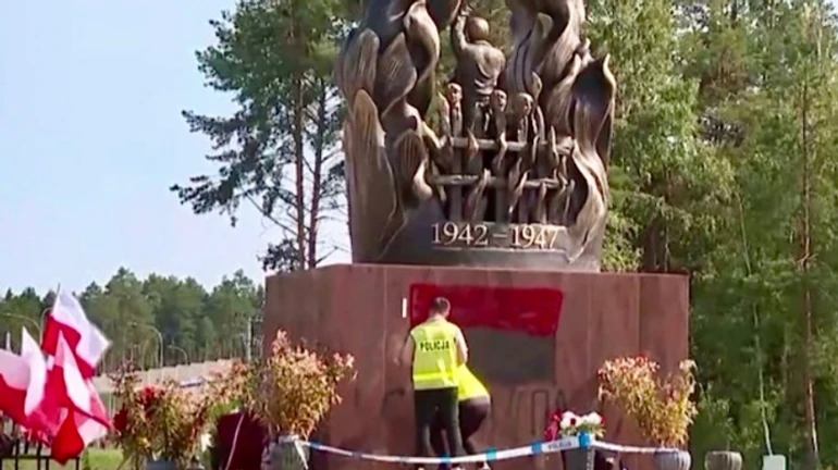 Писали бандерівські гасла: у Польщі затримали 2 українських підлітків 