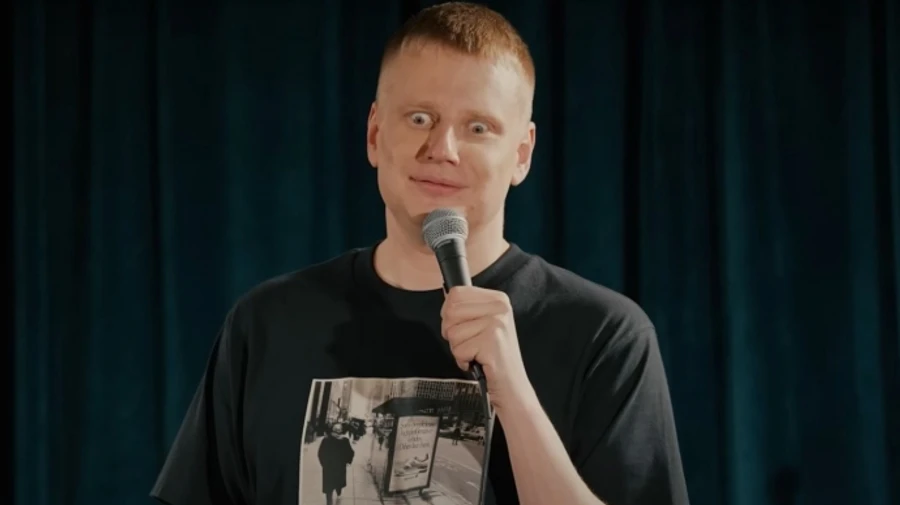 Belarusian stand-up comedian sentenced in absentia to 6 years in prison for insulting Lukashenko