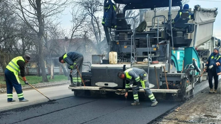 Кулеба розповів, що дозволить підвищити темпи ремонту доріг