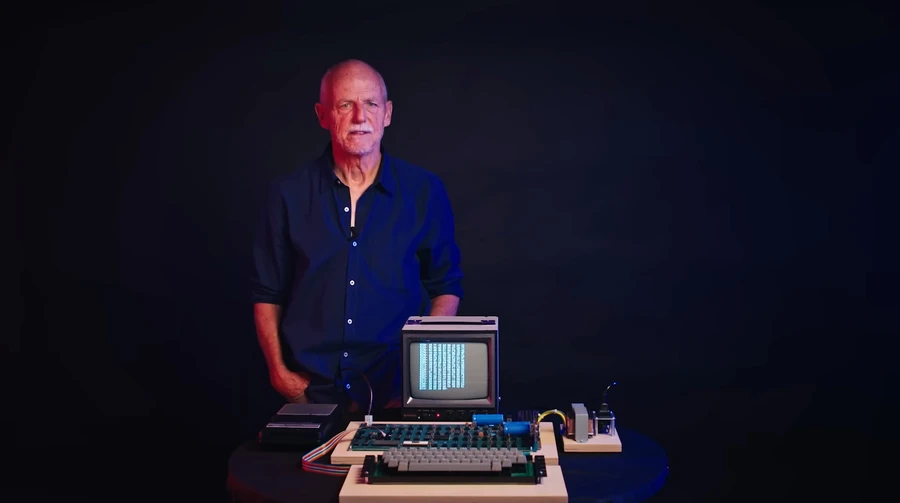Аукционный дом Sotheby's выставляет на продажу компьютер Apple-1 из первой партии и ПК NeXT Стива Джобса
