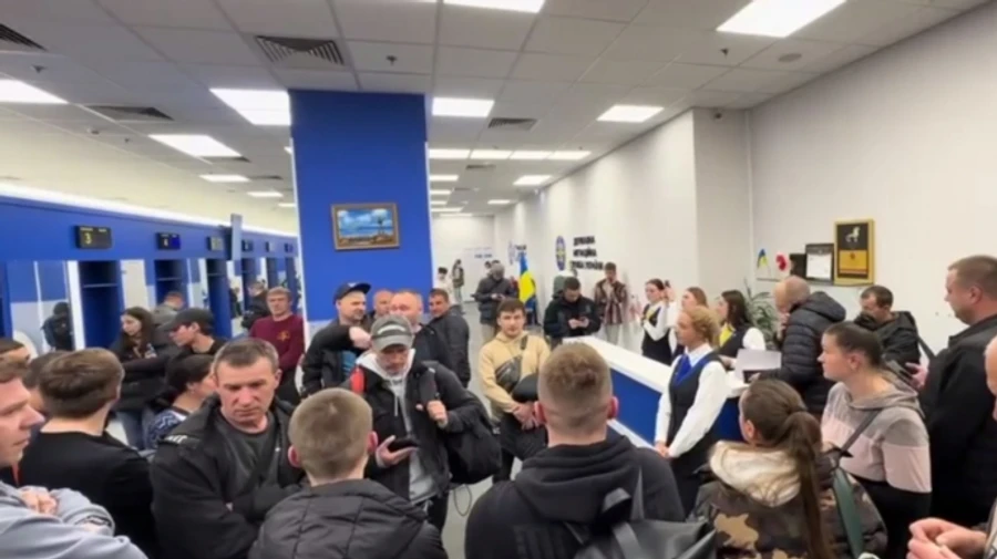 Україна не зверталася до Польщі щодо видачі чоловіків – посол