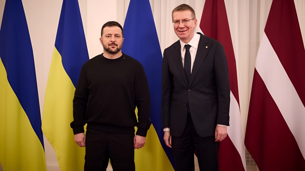 Latvian President announces new aid package for Ukraine with howitzers ...