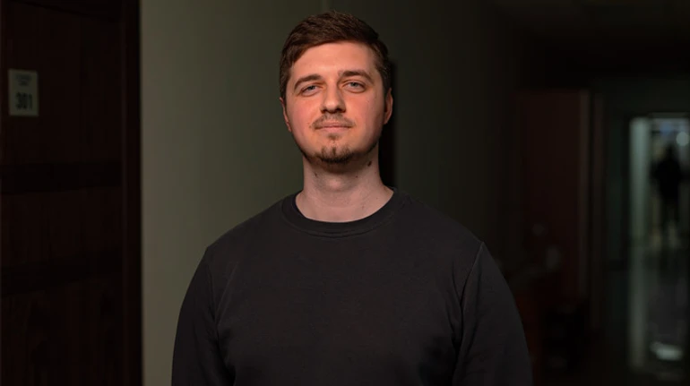 Антон Муравейник из Вернись живым: Когда кто-то выходит и говорит: Россия, вставай, народы, освобождайтесь! – это трэш и популизм