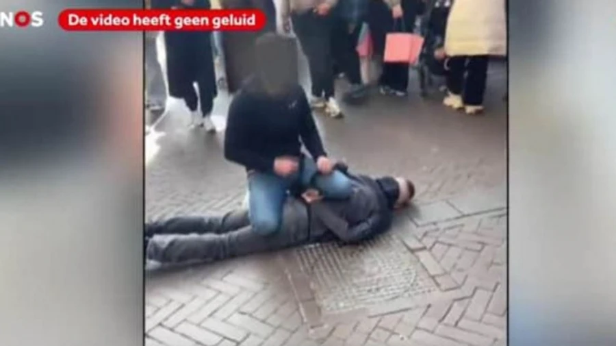 В українця, який напав з ножем на людей в Амстердамі, підозрюють терористичний мотив