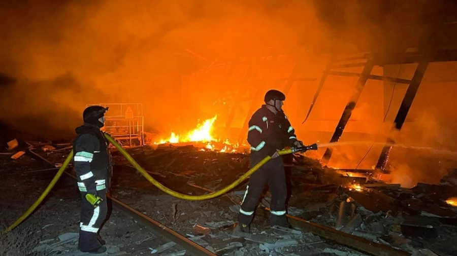 Russians attack Kharkiv Oblast with drones: large-scale fire breaks out at agricultural facility